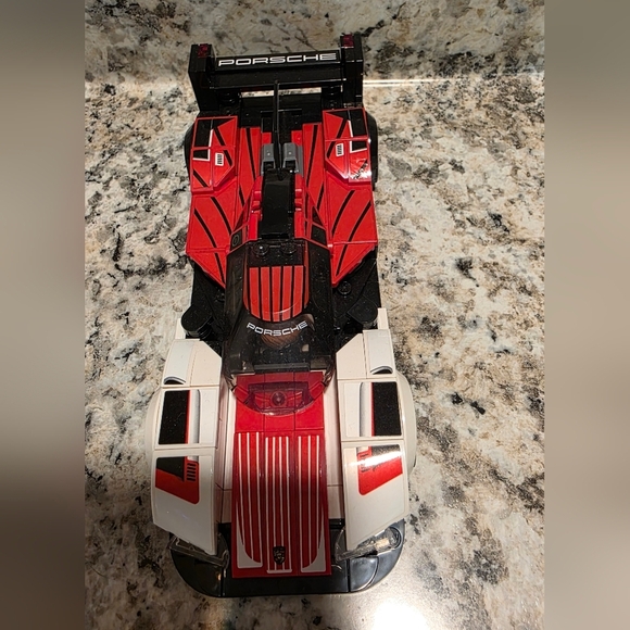 LEGO SPEED CHAMPIONS: Porsche 963 (76916) Complete Set w/ Manual - Picture 3 of 5